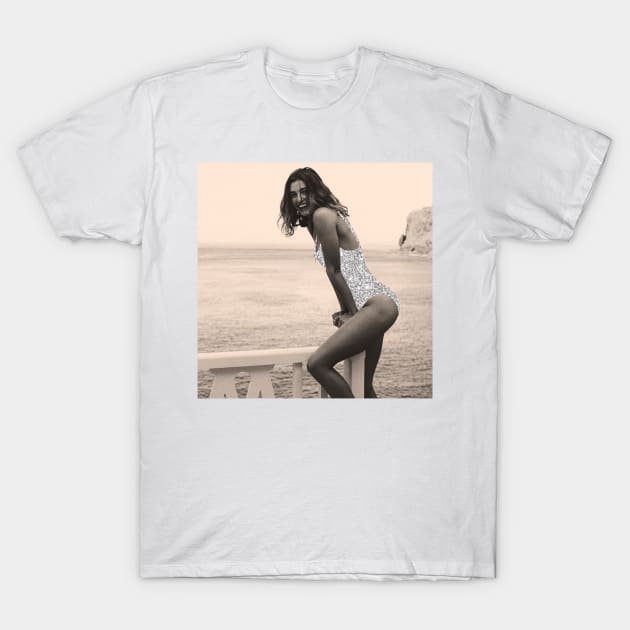 Glam at the beach T-Shirt by Sopicon98